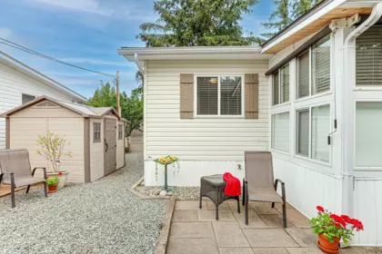 Swimming Pool Photo of 2 3931 198 Street, Langley, BC