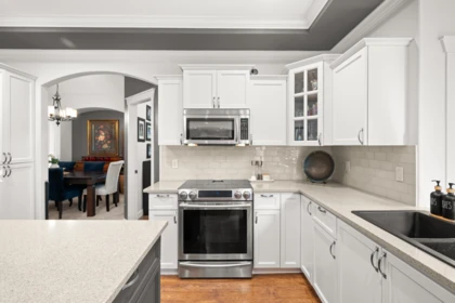 Kitchen Photo of 18962 70b Avenue, Surrey, BC
