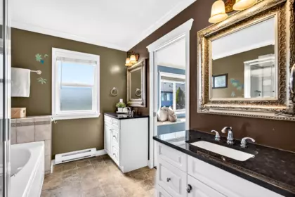 Laundry Room Photo of 7039 200b Street, Langley, BC