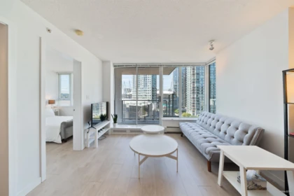 1707 689 Abbott Street, Vancouver, BC, Vancouver — Apartment/Condo for sale