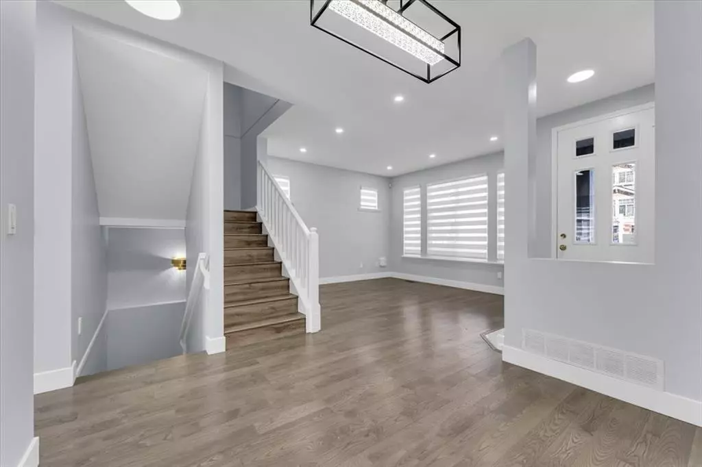 Family Room Photo of 14852 58 Avenue, Surrey, BC