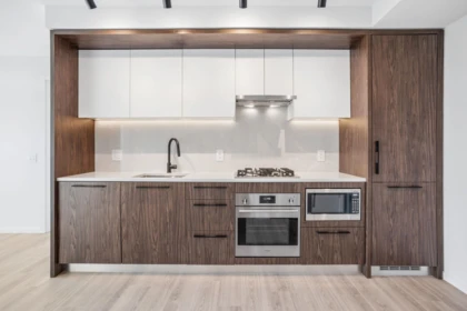 216 2729 Kingsway, Vancouver, BC, Vancouver — Apartment/Condo for sale