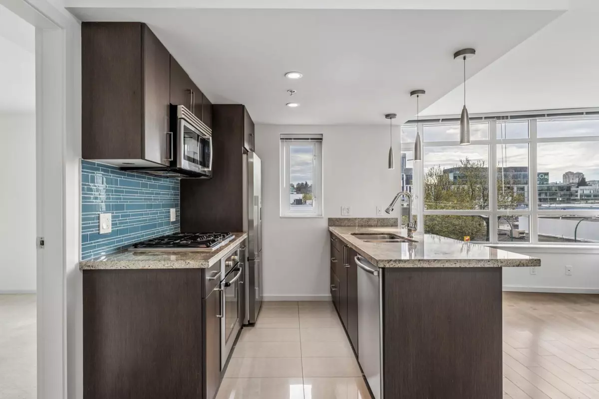 Family Room Photo of 503 89 W 2nd Avenue, Vancouver, BC