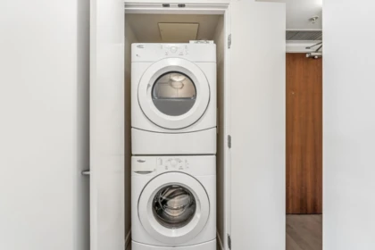 Mudroom Photo of 503 89 W 2nd Avenue, Vancouver, BC