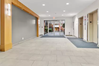 207 33539 Holland Avenue, Abbotsford, BC, Abbotsford — Apartment/Condo for sale