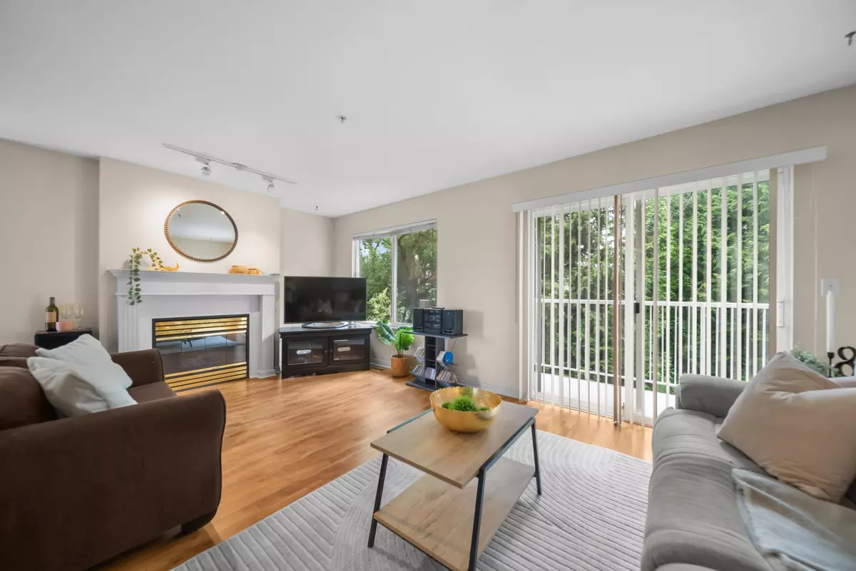 Family Room Photo of 17 19948 Willoughby Way, Langley, BC