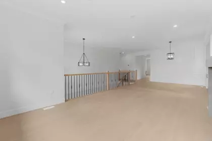 Basement Recreation Room Photo of 33664 Dewdney Trunk Road, Mission, BC
