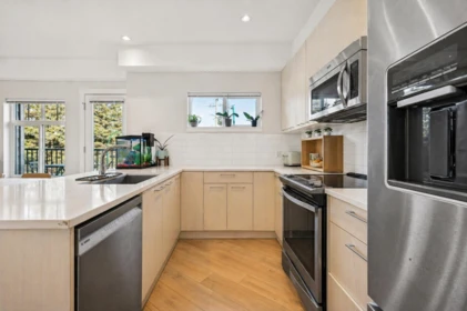 205 7180 Barnet Road, Burnaby, BC, Burnaby — Townhouse for sale