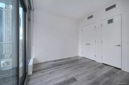 Walk-In Closet Photo of 1303 1888 Gilmore Avenue, Burnaby, BC