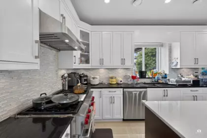 Primary Bedroom Photo of 3873 Pine Street, Burnaby, BC