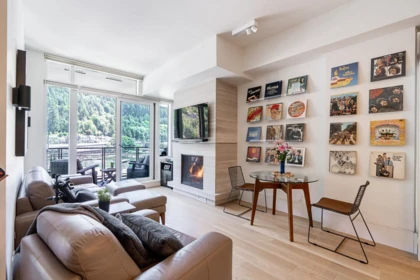 Breakfast Nook Photo of 408 6707 Nelson Avenue, Vancouver, BC