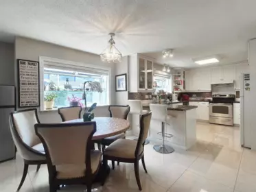 5720 Eastman Drive, Richmond, BC, Richmond — Single Family Residence for sale