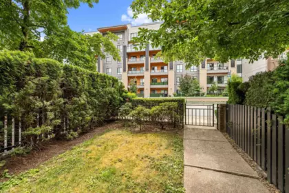 2 100 Klahanie Drive, Port Moody, BC, Port Moody — Townhouse for sale