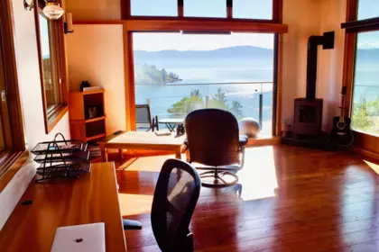 Breakfast Nook Photo of SL 5B Quarry Bay, Nelson Island, BC