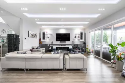 Breakfast Nook Photo of 10865 156a Street, Surrey, BC