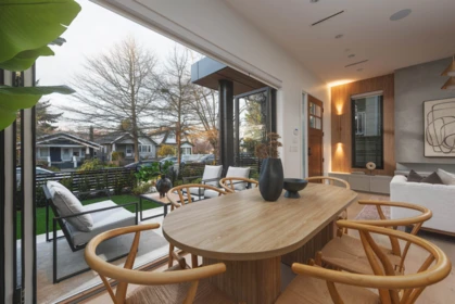 Kitchen Island Photo of 1 2684 Oxford Street, Vancouver, BC