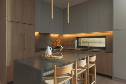 Kitchen Photo of 1 2684 Oxford Street, Vancouver, BC