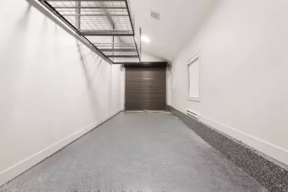 Mudroom Photo of 2 2637 W 12th Avenue, Vancouver, BC