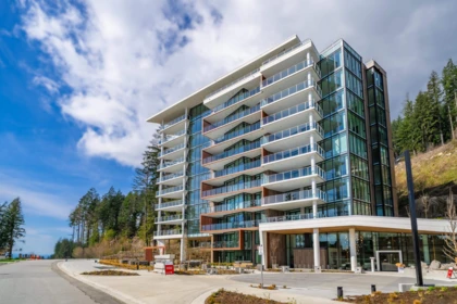 Front Yard Photo of 506/ 3963 Uplands Way, West Vancouver, BC