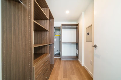 Guest Bathroom Photo of 506/ 3963 Uplands Way, West Vancouver, BC