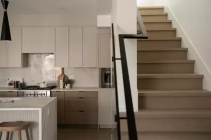 Mudroom Photo of 1 2282 E 8th Avenue, Vancouver, BC
