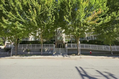 Garden / Landscaping Photo of 205 2373 Atkins Avenue, Port Coquitlam, BC