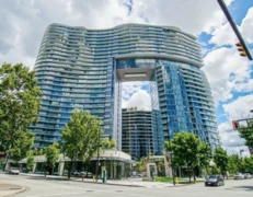 886 87 Nelson Street, Vancouver, BC