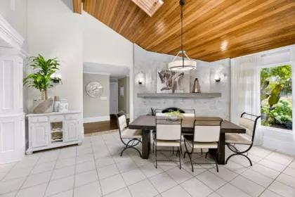 Kitchen Island Photo of 9837 Mckinnon Crescent, Langley, BC