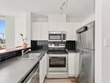 1507 1003 Pacific Street, Vancouver, BC, Vancouver — Apartment/Condo for sale