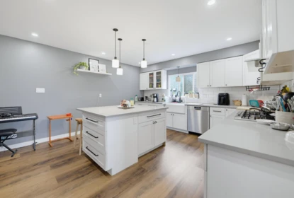 Breakfast Nook Photo of 7041 Willingdon Avenue, Burnaby, BC