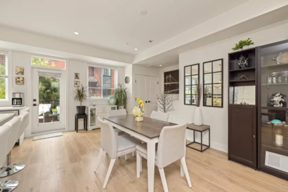 Kitchen Photo of 6 19935 75a Avenue, Langley, BC