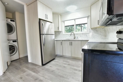 Kitchen Island Photo of 20572 43 Avenue, Langley, BC