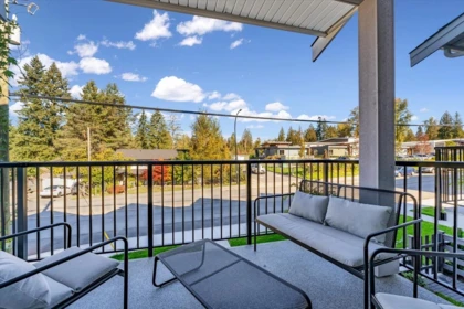 Breakfast Nook Photo of 4 10392 240a Street, Maple Ridge, BC