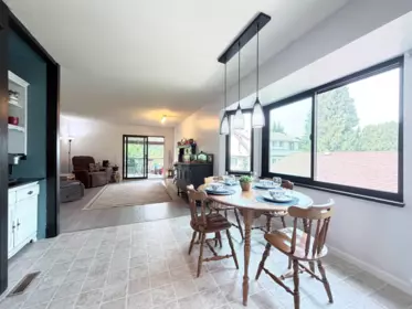 Kitchen Photo of 12019 206 Street, Maple Ridge, BC