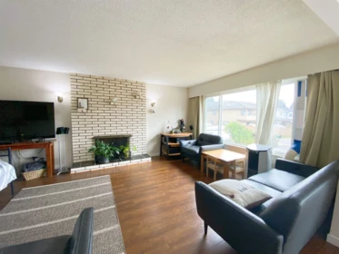 Kitchen Photo of 11251 Seaport Avenue, Richmond, BC