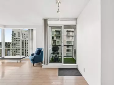 Breakfast Nook Photo of 3202 193 Aquarius Mews, Vancouver, BC