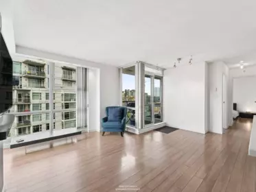 3202 193 Aquarius Mews, Vancouver, BC, Vancouver — Apartment/Condo for sale