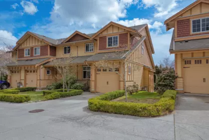 4 809 North Road, Gibsons, BC, Gibsons — Townhouse for sale