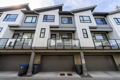 Hot Tub / Spa Photo of 26 16589 25 Avenue, Surrey, BC