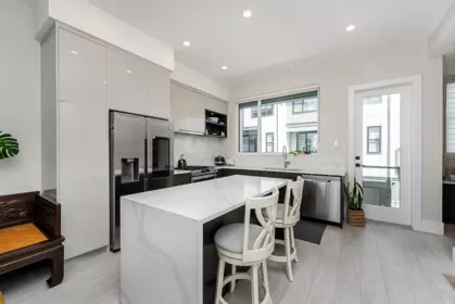Kitchen Photo of 26 16589 25 Avenue, Surrey, BC