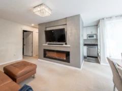 201 9152 Saturna Drive, Burnaby, BC