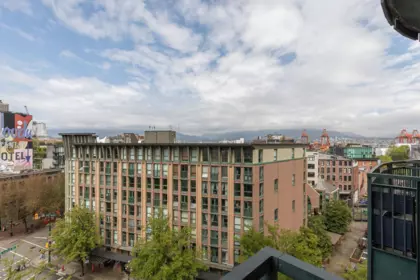Hot Tub / Spa Photo of 607 22 E Cordova Street, Vancouver, BC