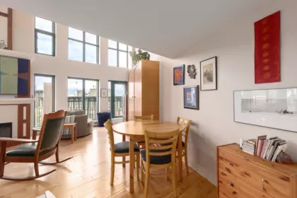 Kitchen Island Photo of 607 22 E Cordova Street, Vancouver, BC