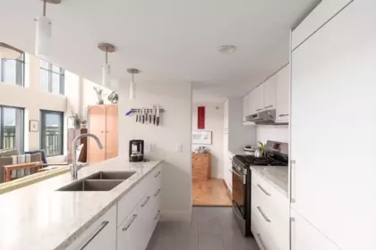 Office / Den Photo of 607 22 E Cordova Street, Vancouver, BC