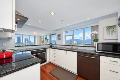 Primary Bedroom Photo of 2701 4400 Buchanan Street, Burnaby, BC