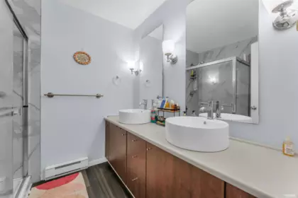 Office / Den Photo of 19 15075 60 Avenue, Surrey, BC
