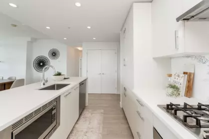 Kitchen Photo of 1701 518 Whiting Way, Coquitlam, BC