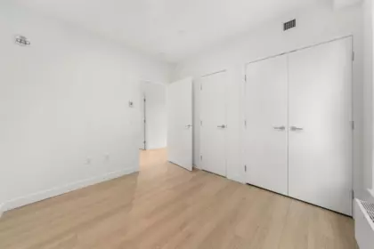 Primary Bedroom Photo of 115 747 E 3rd Street, North Vancouver, BC