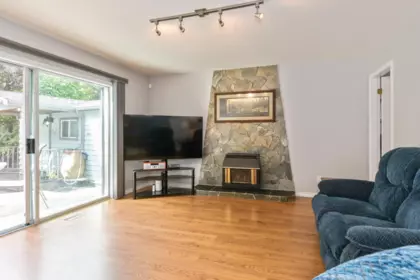 Kitchen Island Photo of 8415 214 Street, Langley, BC