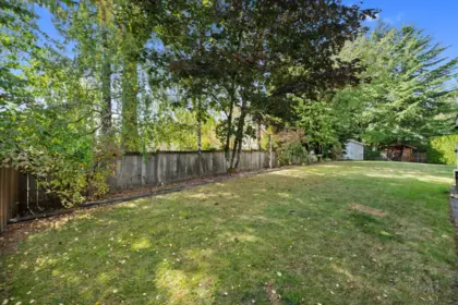 Fitness Center Photo Near 15866 91 Avenue, Surrey, BC